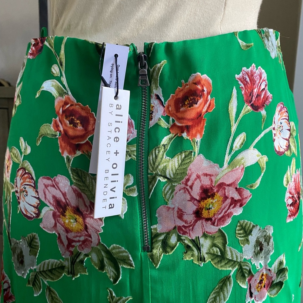Alice + Olivia Soraya High Low Skirt - Picture 14 of 16